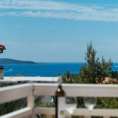 Trogrli - One-bedroom With Balcony Apartament Hvar Town